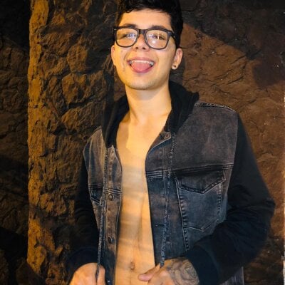Vanegas_luis - Stripchat Lovense Cam2cam Dildo Boy 