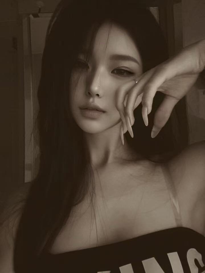 stunner-one live cam model at StripChat