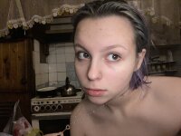 Celena_Houlett's Offline XXX Chat