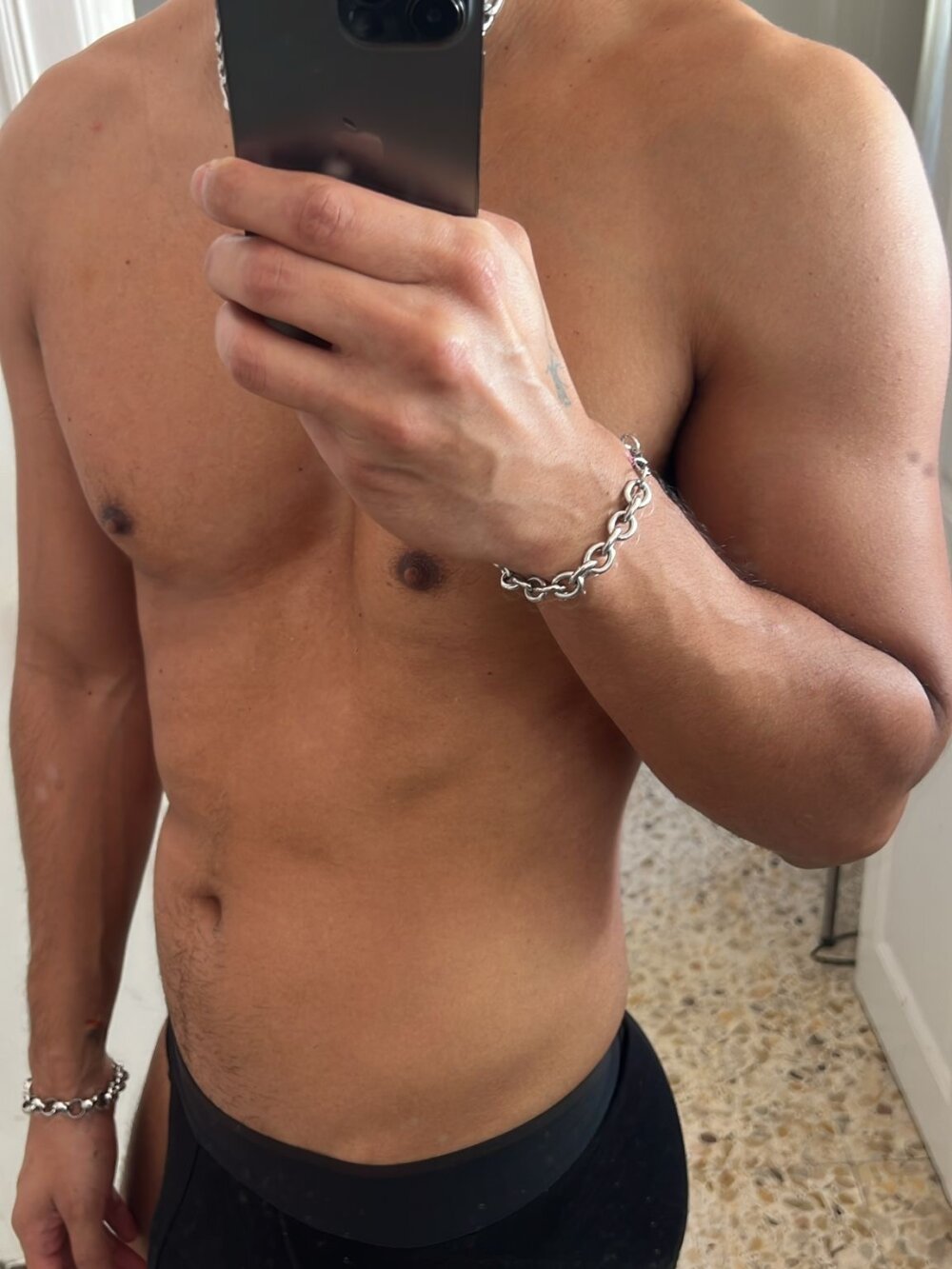 moroxo86 from stripchat