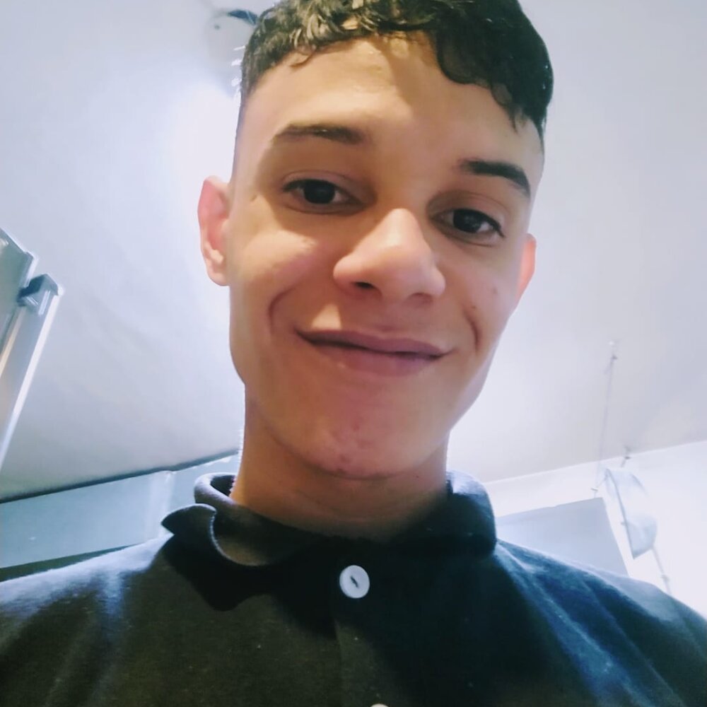 RonnieHolm бесплатное вебкам шоу и XXX чат | xHamsterLive