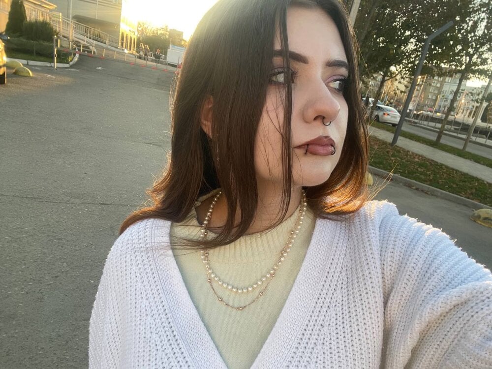 pornos.live marymoorre livesex profile in bisexual cams