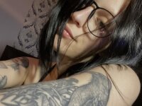 LeksiWowsertys' Offline XXX Chat