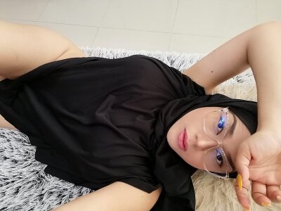 Amira-Awada 🕟 free nude chat