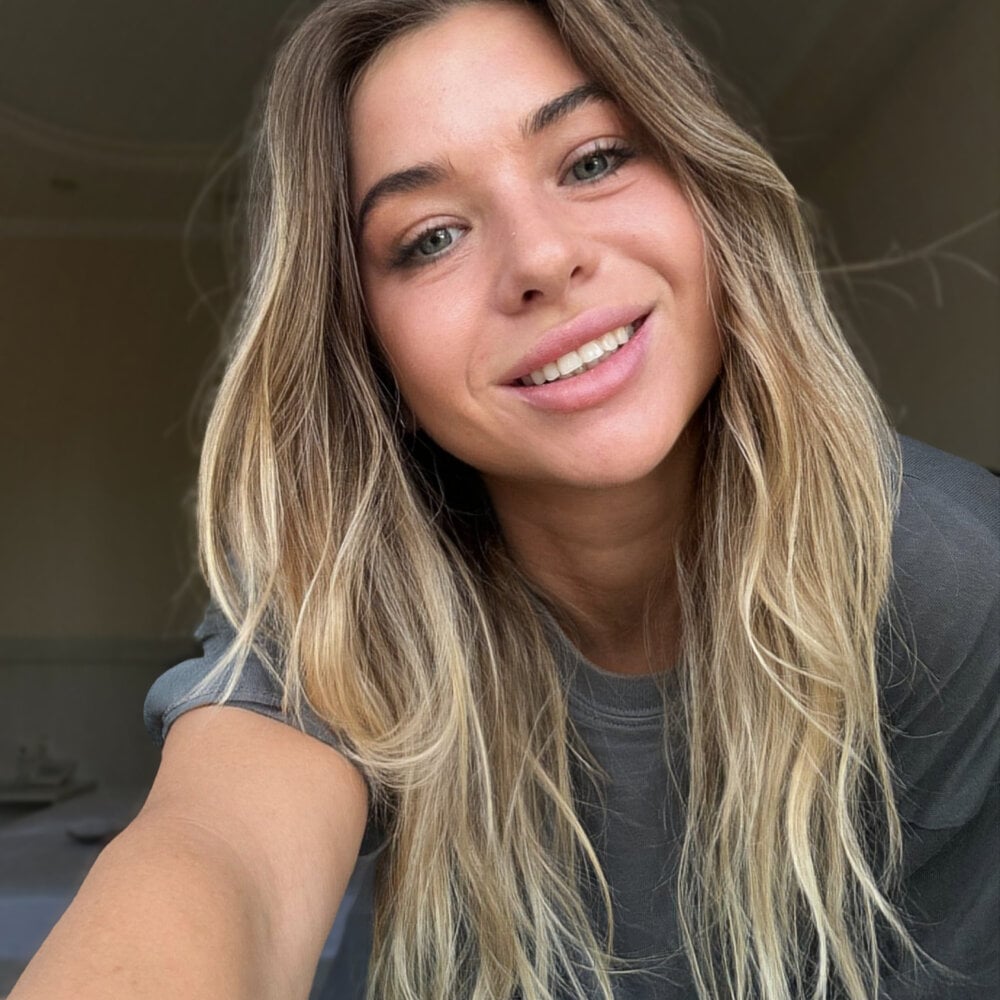 sexcam3d.net ashley_lin livesex profile in praguenetherlands cams