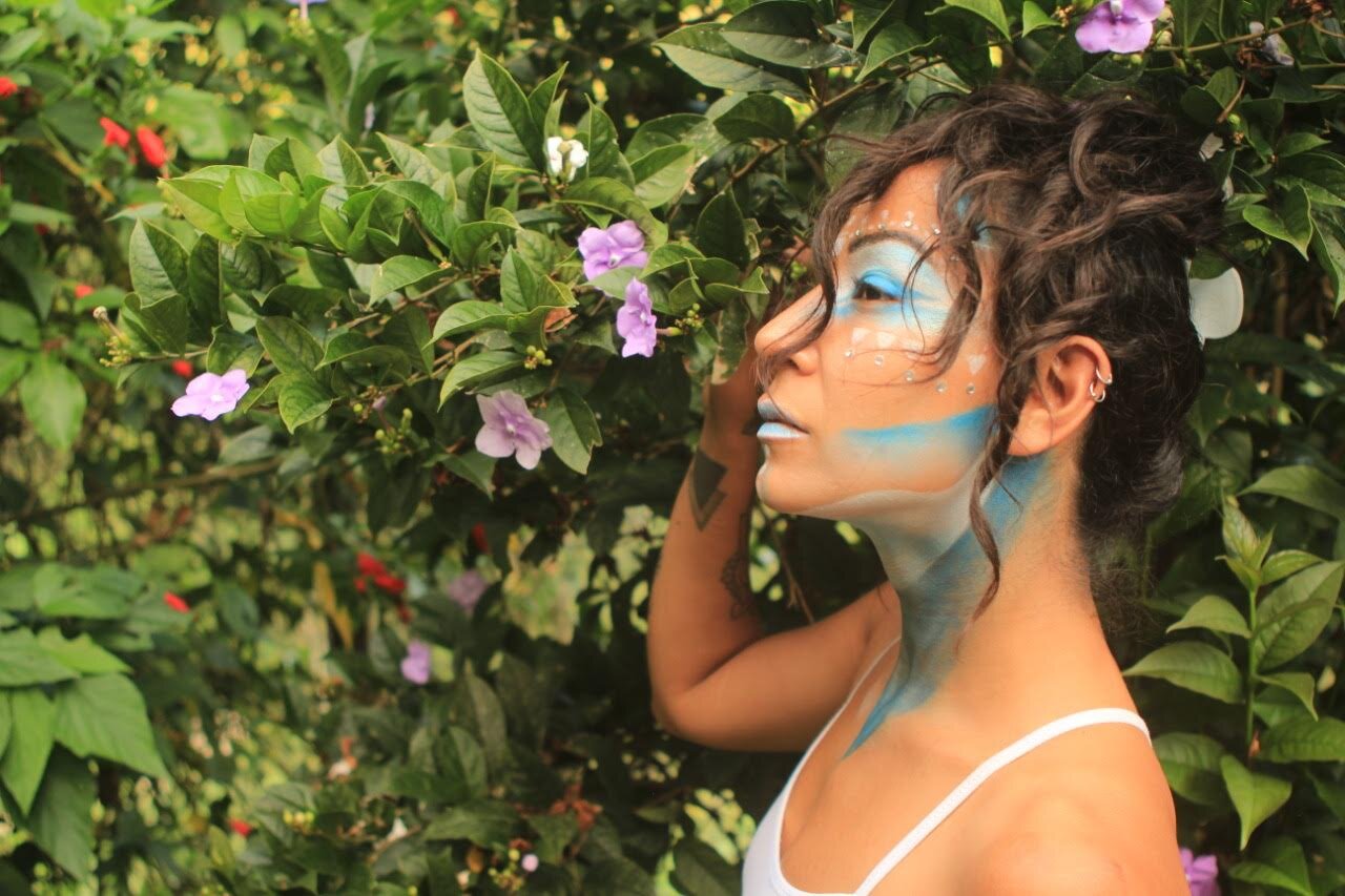Y_daring_woman