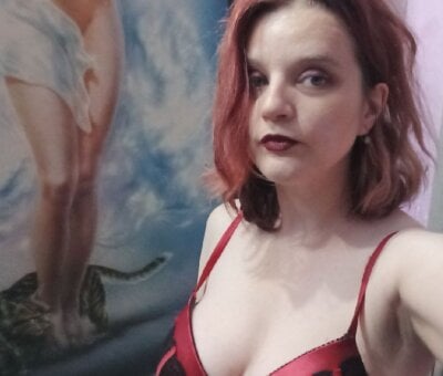 Caroline_hot69 - role play