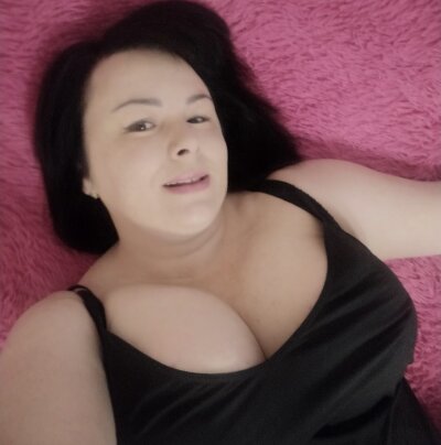Emily-Lorrie 🦋 webcam