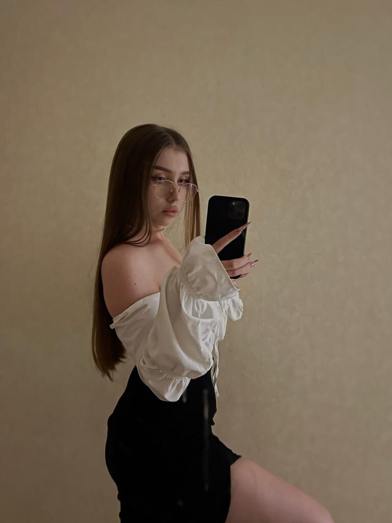 EllaxBoom