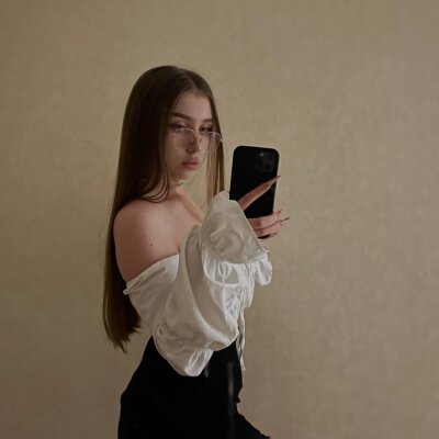 EllaxBoom 🤢 online nude webcam