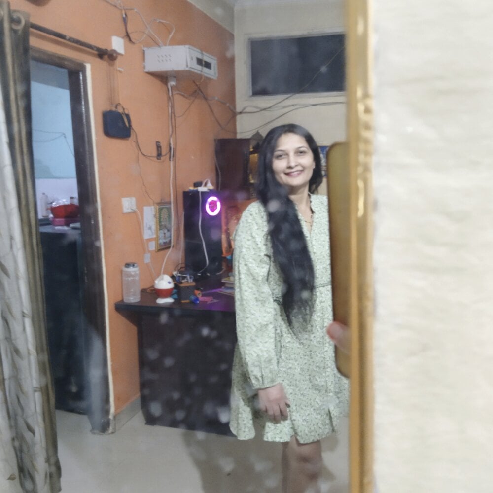 Live sex webcam photo for Cute-Avni #290078464