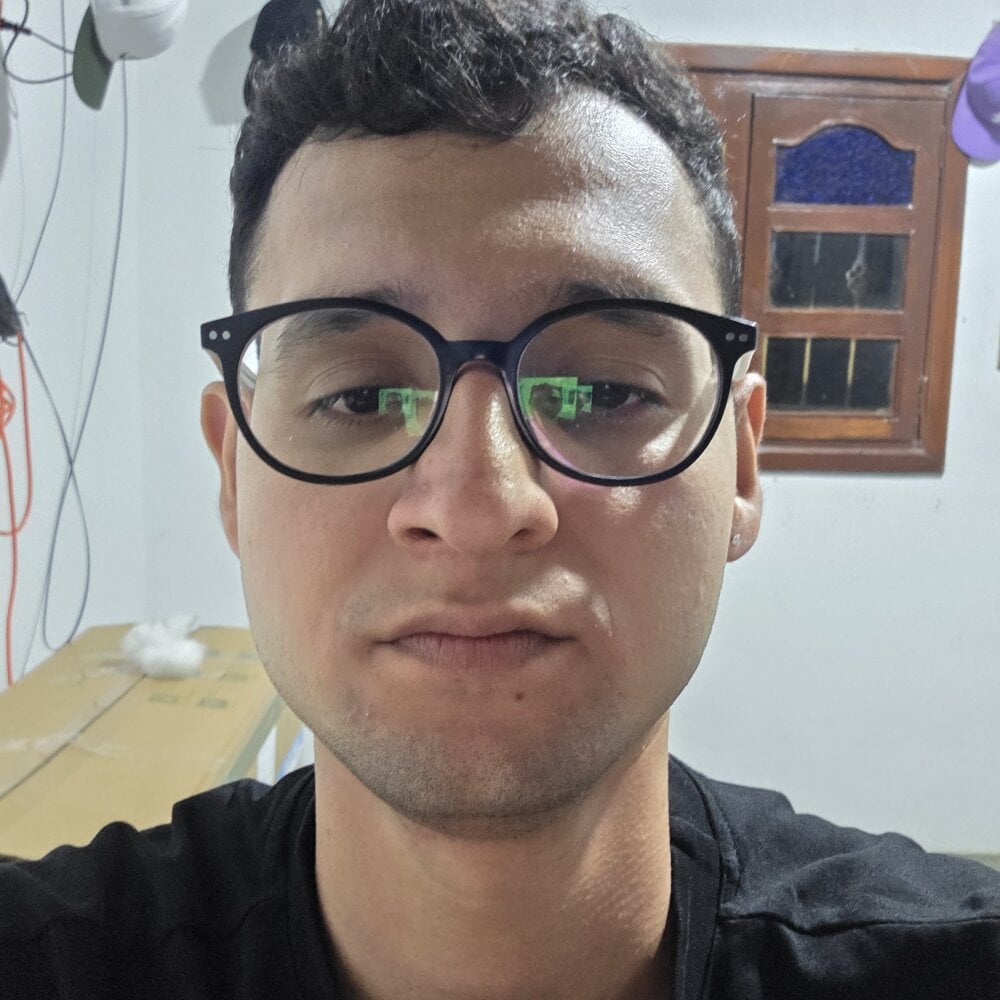 slayter200 from stripchat