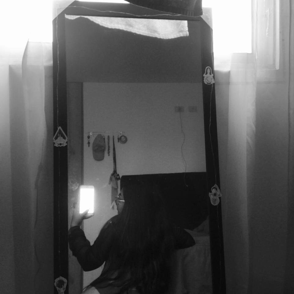 pornsexycams.com valeriia_m00n livesex profile in europe-secret-place-3 cams