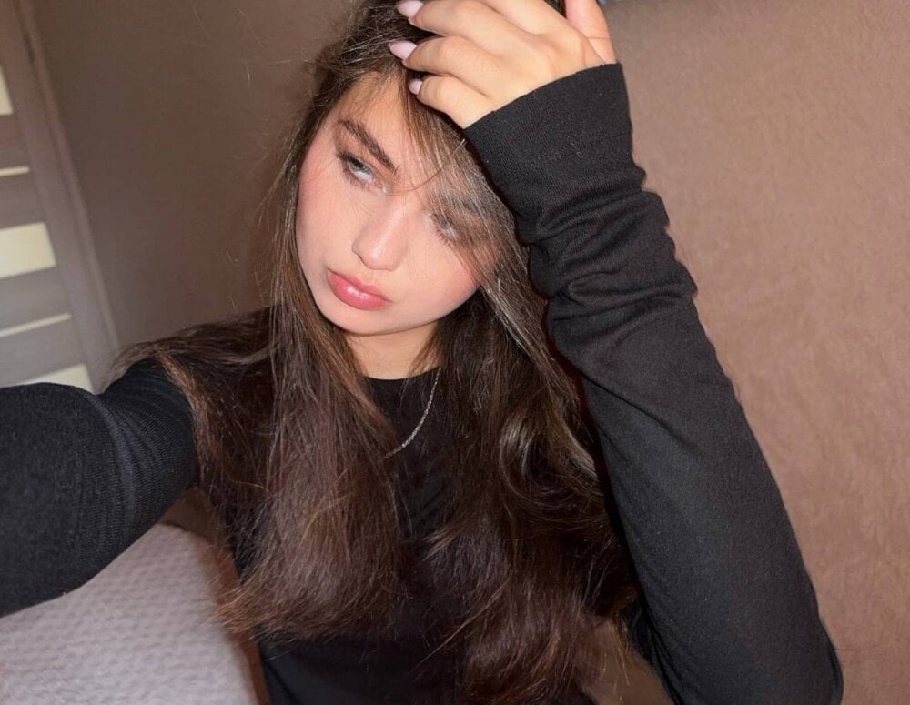 iluvcams.com latonyabutac livesex profile in in-your-deams cams