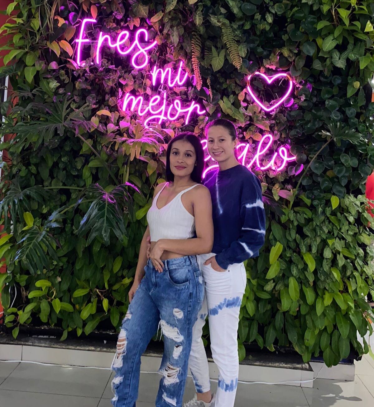 luu_and_vale