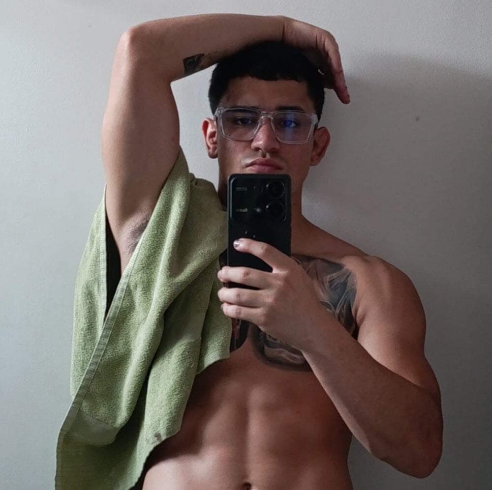 jeergmuscle from stripchat
