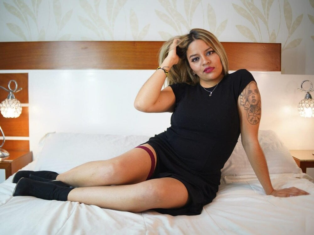 victoria__floyd's Offline XXX Chat