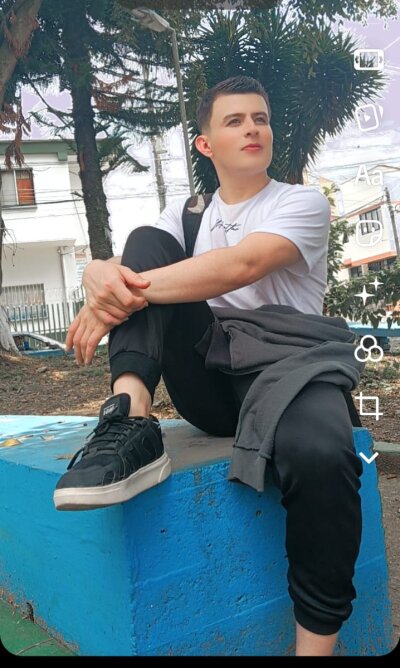 rochefeller_957 from stripchat