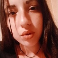 Malaya_Meow's Offline Chat Room