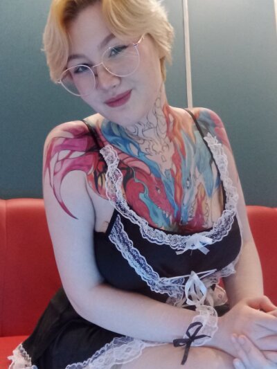 tinawolf from stripchat