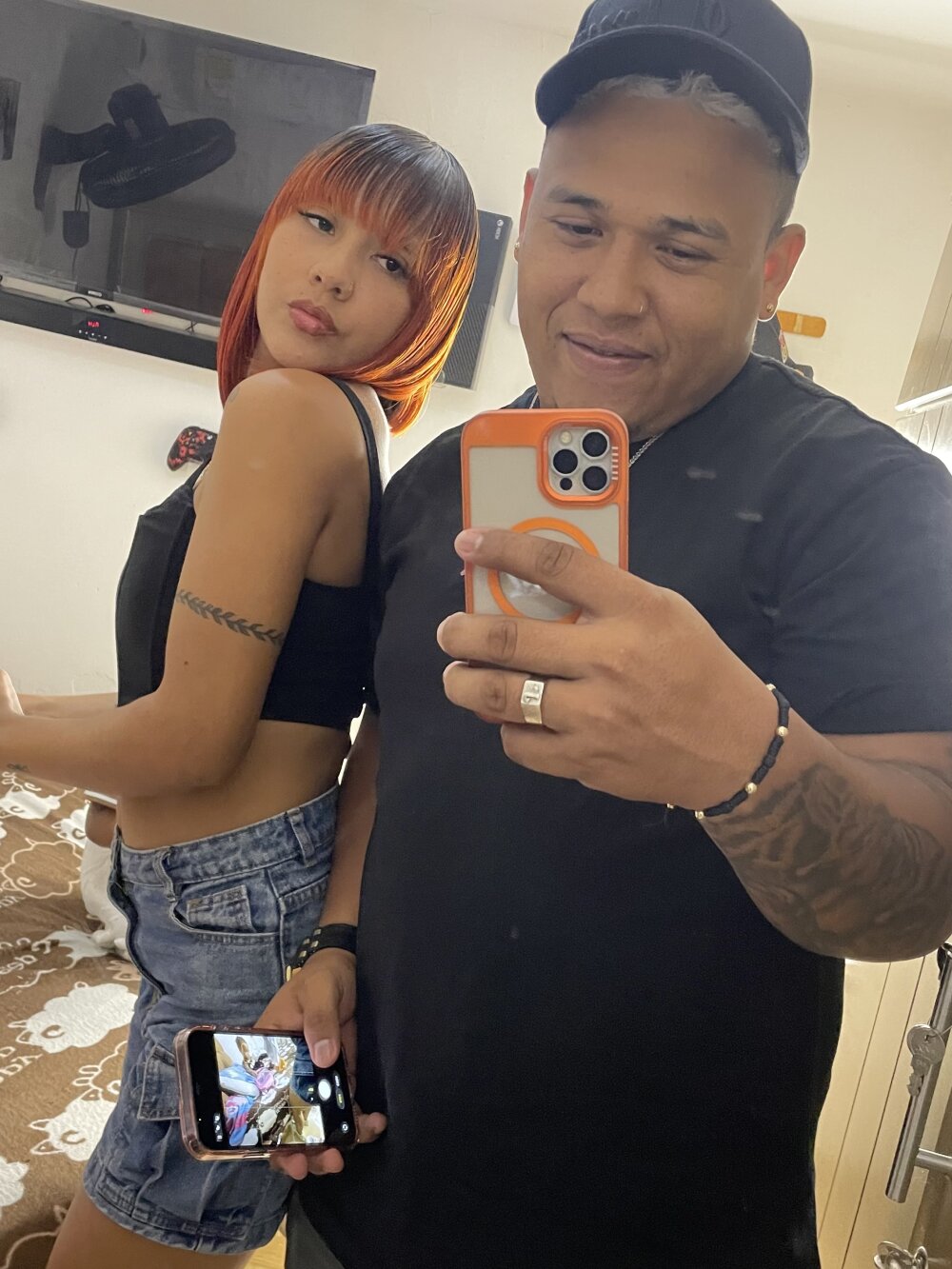 bunny-boy23 from stripchat