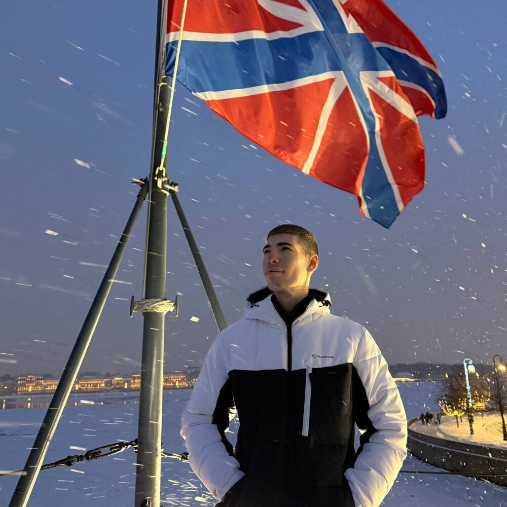 holy_eggs_01 Chat XXX offline