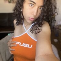 Milfshorty's Offline Chat Room