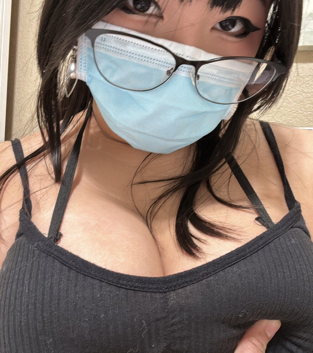 elivecams.com puerbetulaa livesex profile in in-your-heart-xxx cams