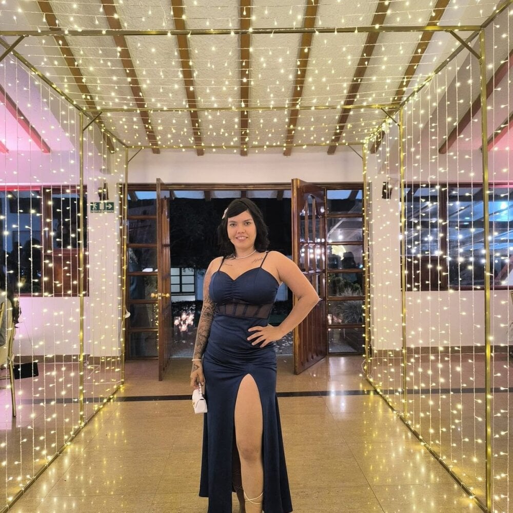 stripchat lexus1_19 webcam profile pic via onaircams.com