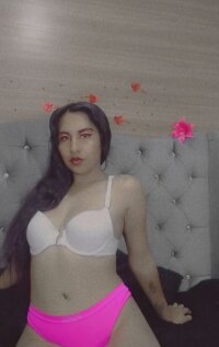 raquel_charoll's Offline XXX Chat