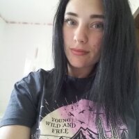 Nevica_amor's Offline Chat Room