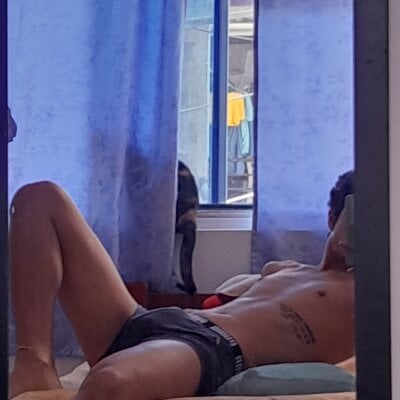 HarryBu06 - Stripchat Boy 