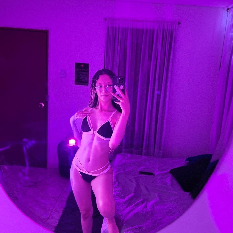 watchgirlcam.com abbycutecs69 livesex profile in a-private-studio-in-the-forest-in-the-philippines cams