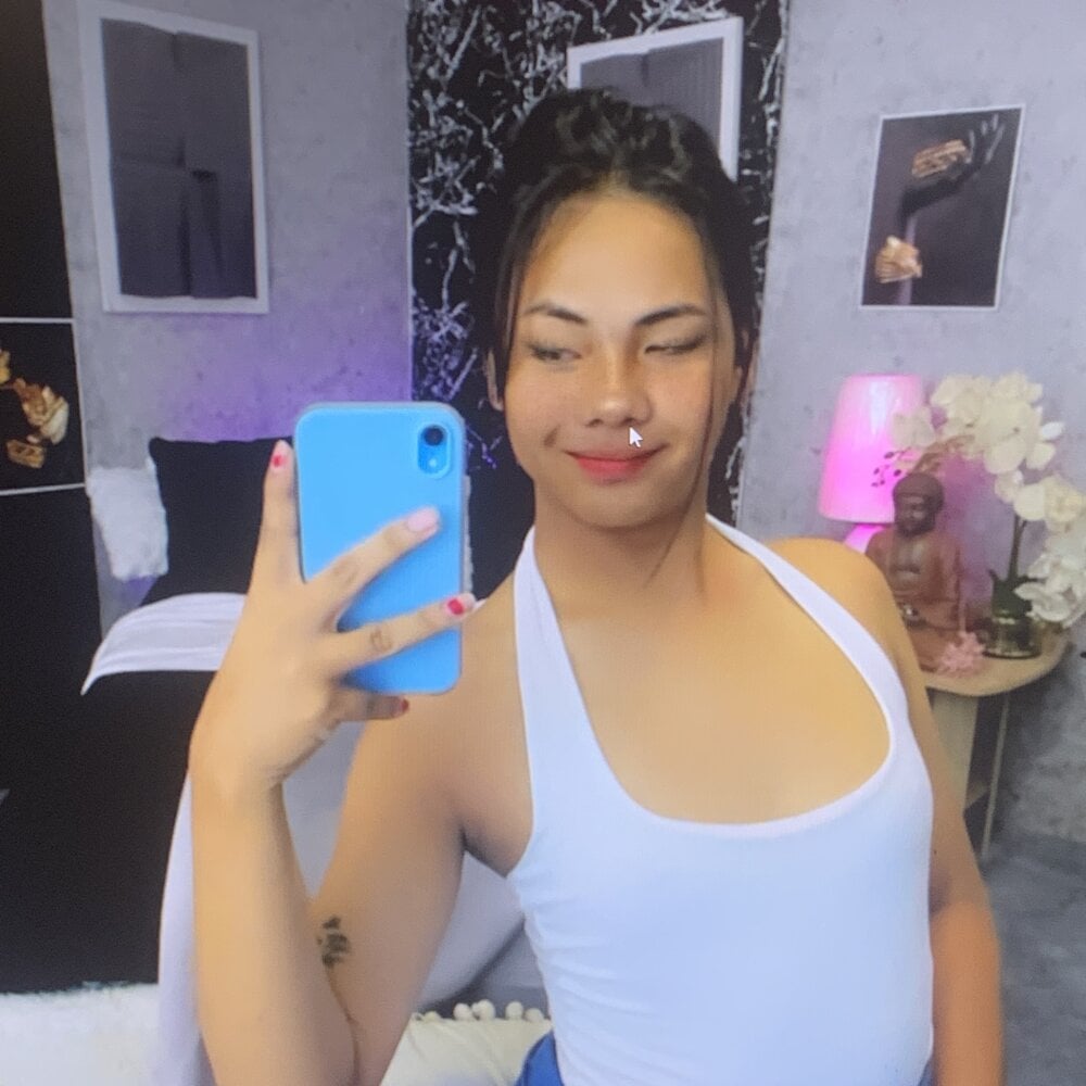 MistressOfLust: συνομιλία ΧΧΧ εκτός σύνδεσης