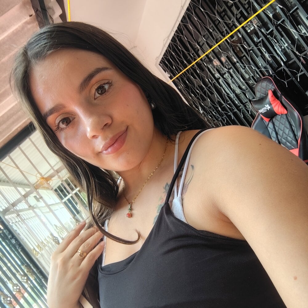 andry_love2 webcam profile - Ecuadorean