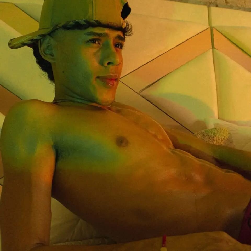 the_golden_boy_1 from stripchat