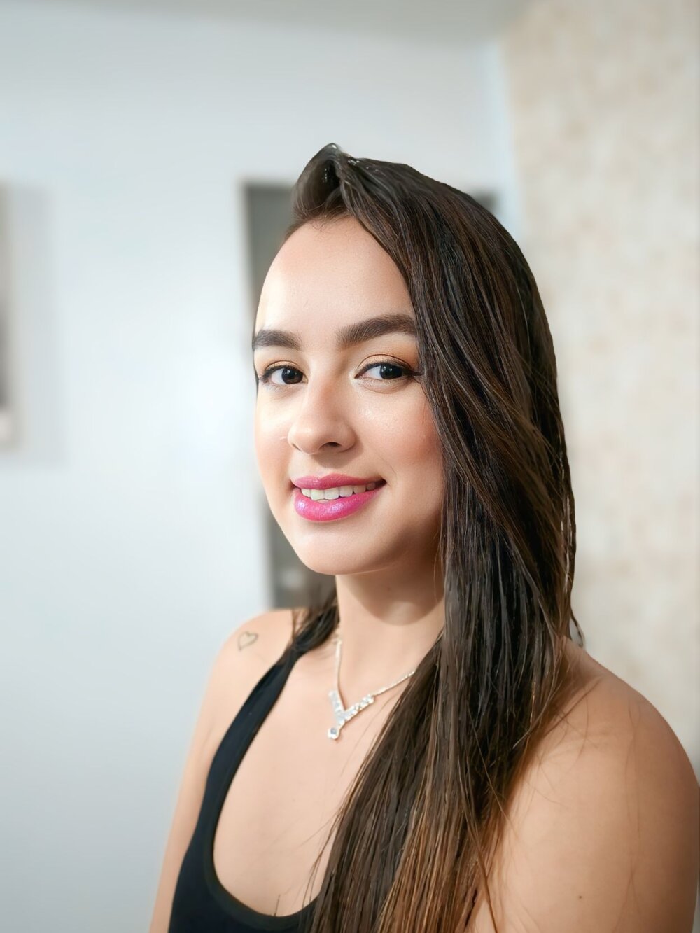 LuciaBenett's Offline XXX Chat