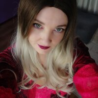 Flower_Dreams' Offline Chat Room