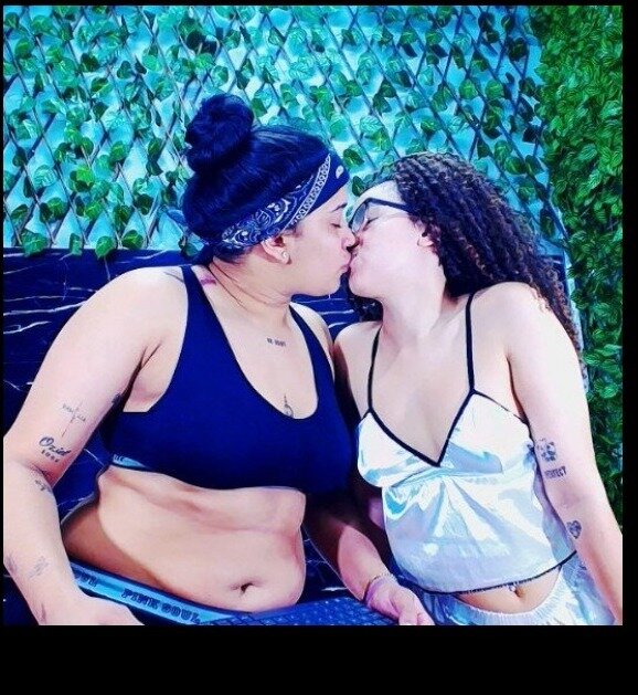 Emma_And_Abby