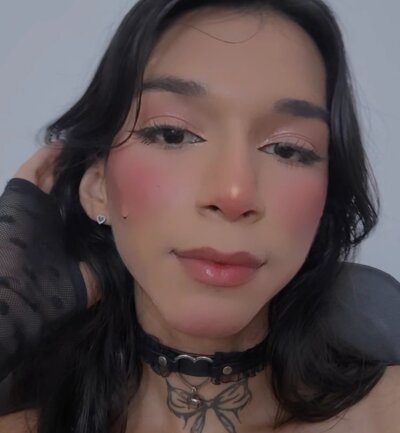 addison_sparkle Live Cam and Statistics on UnifiedCams