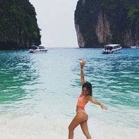 Wandasjoy4you21's Offline Chat Room