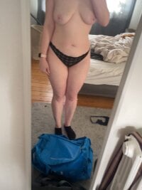 aliceinwonderland25's Offline XXX Chat