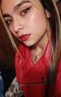 daniela_williams's webcam live show