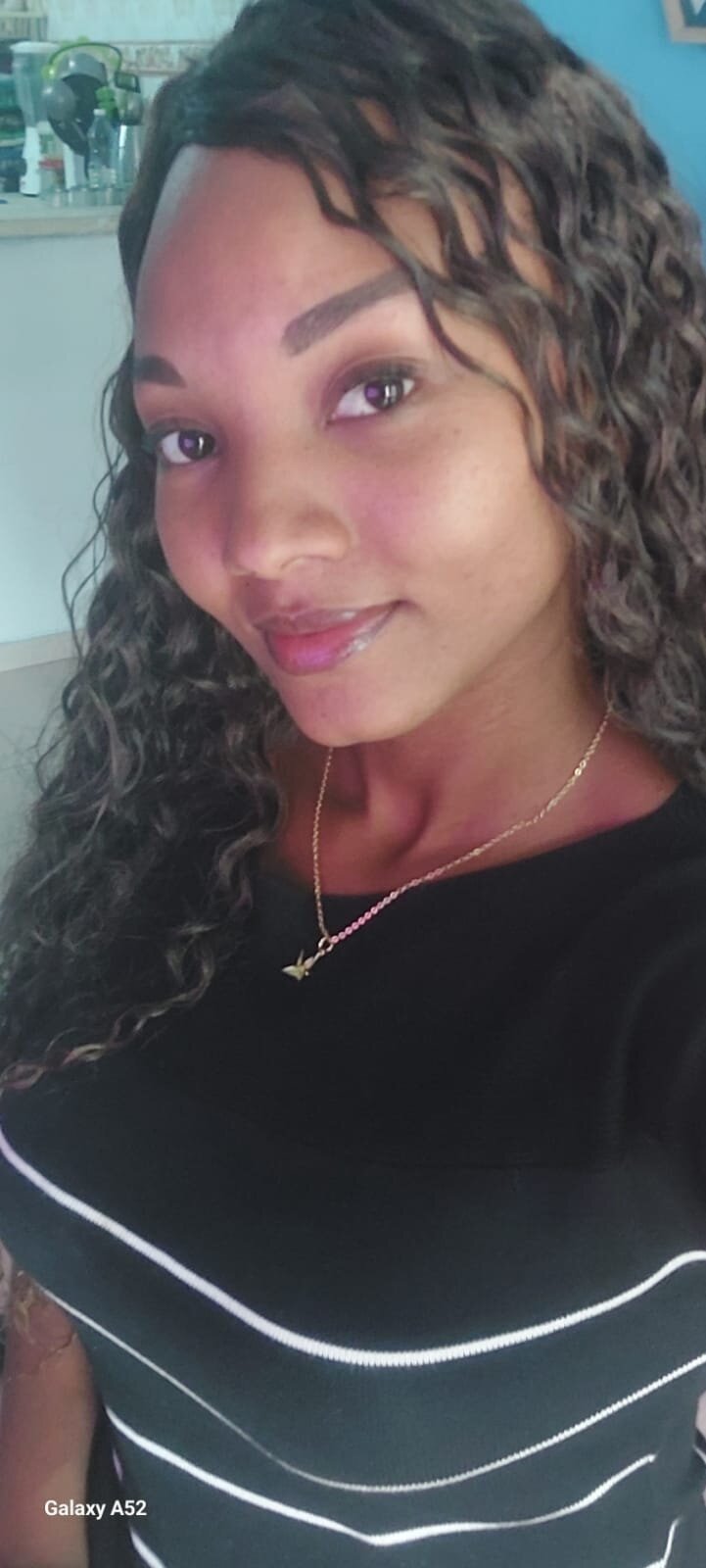 Gina_Sanders