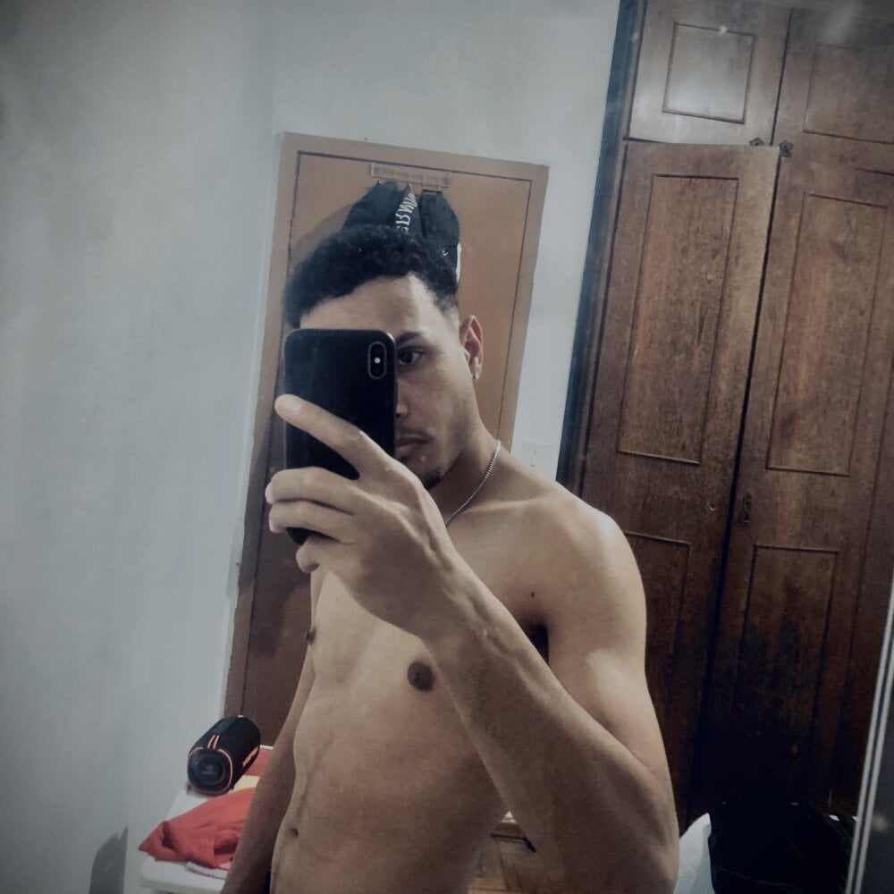 markostwist offline XXX-chat