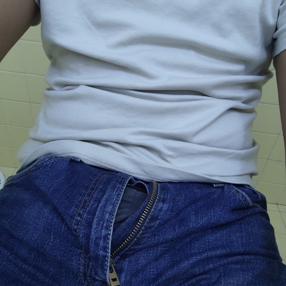 crmm90 from stripchat