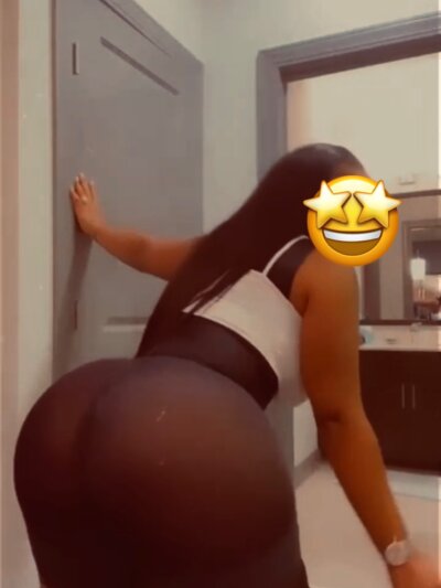 kreamypiee - twerk ebony