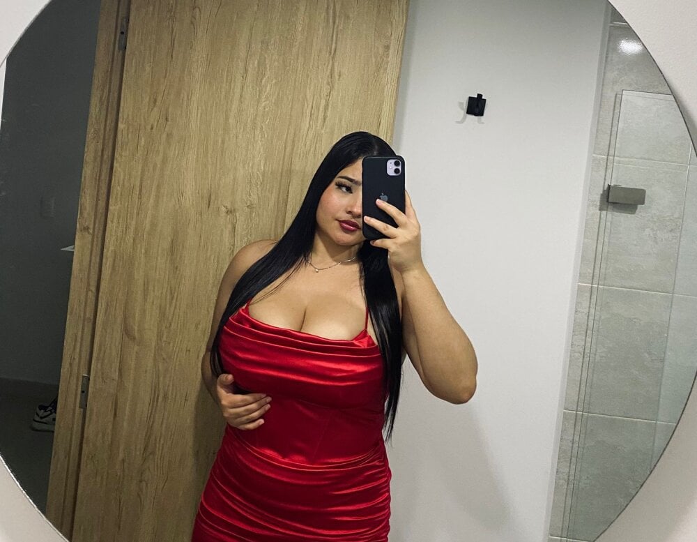 bethanybigtits4 profile