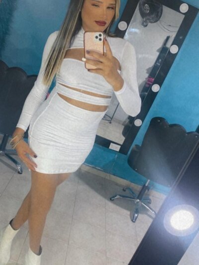 lorna_gomez from stripchat