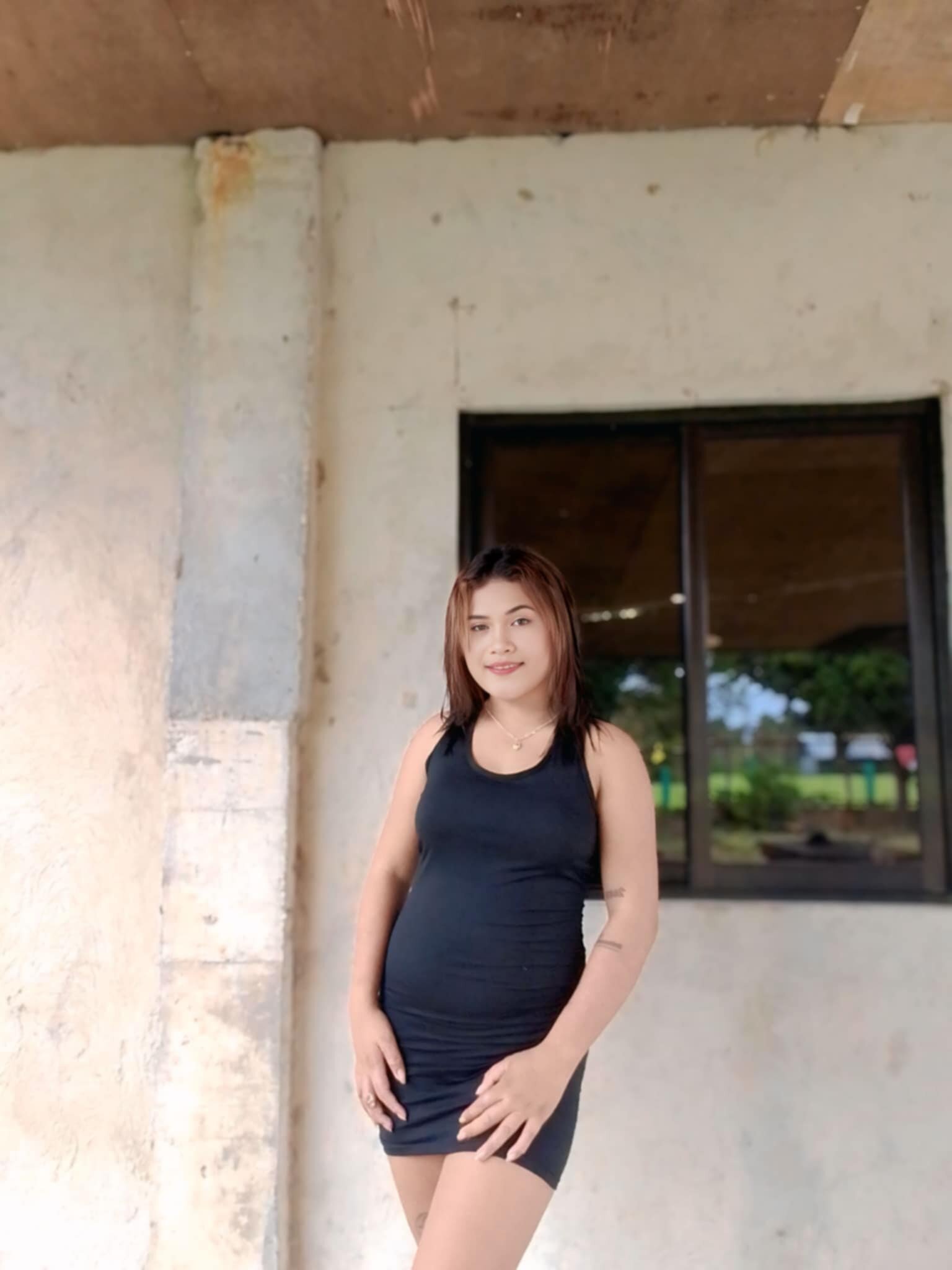 Mia_kisses07